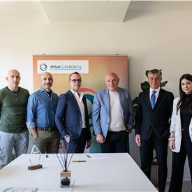 Image - JinkoSolar Strengthens Collaboration with PM Green: 1 GW Agreement Signed, Including 200 MW of Tiger Neo 3.0 Modules